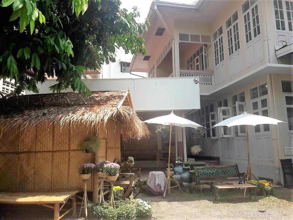 Coc Guest House & Hostel Chiang Mai Exterior photo