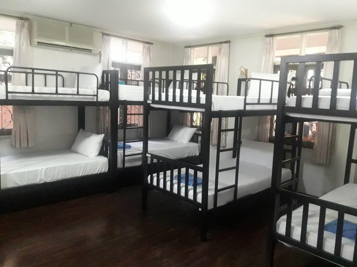 Coc Guest House & Hostel Chiang Mai Exterior photo