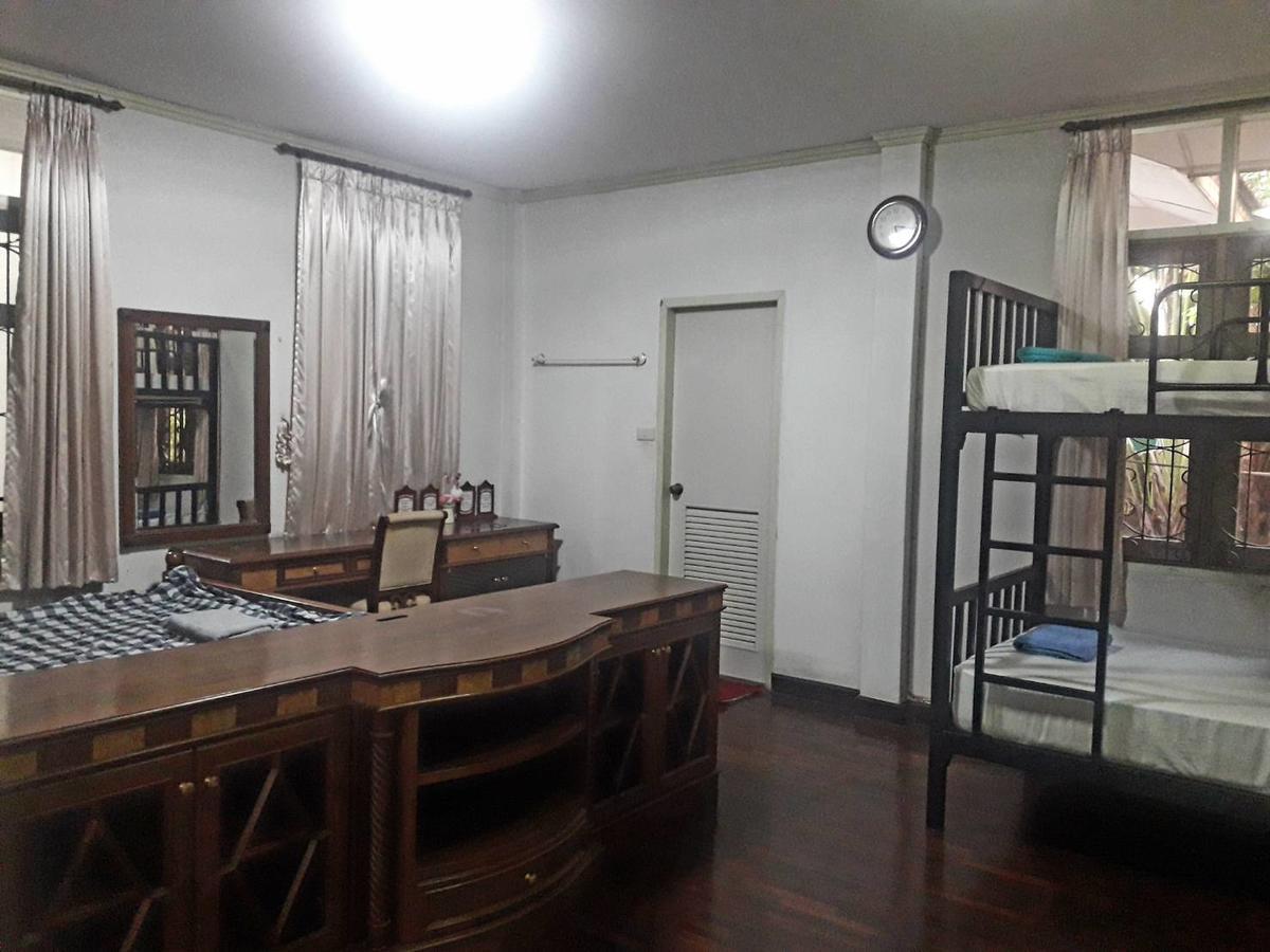 Coc Guest House & Hostel Chiang Mai Exterior photo