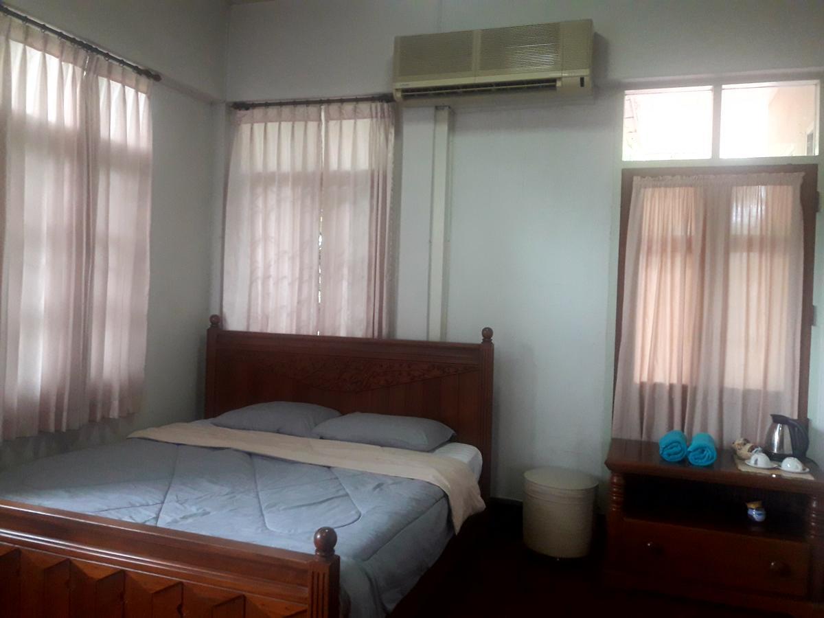 Coc Guest House & Hostel Chiang Mai Exterior photo